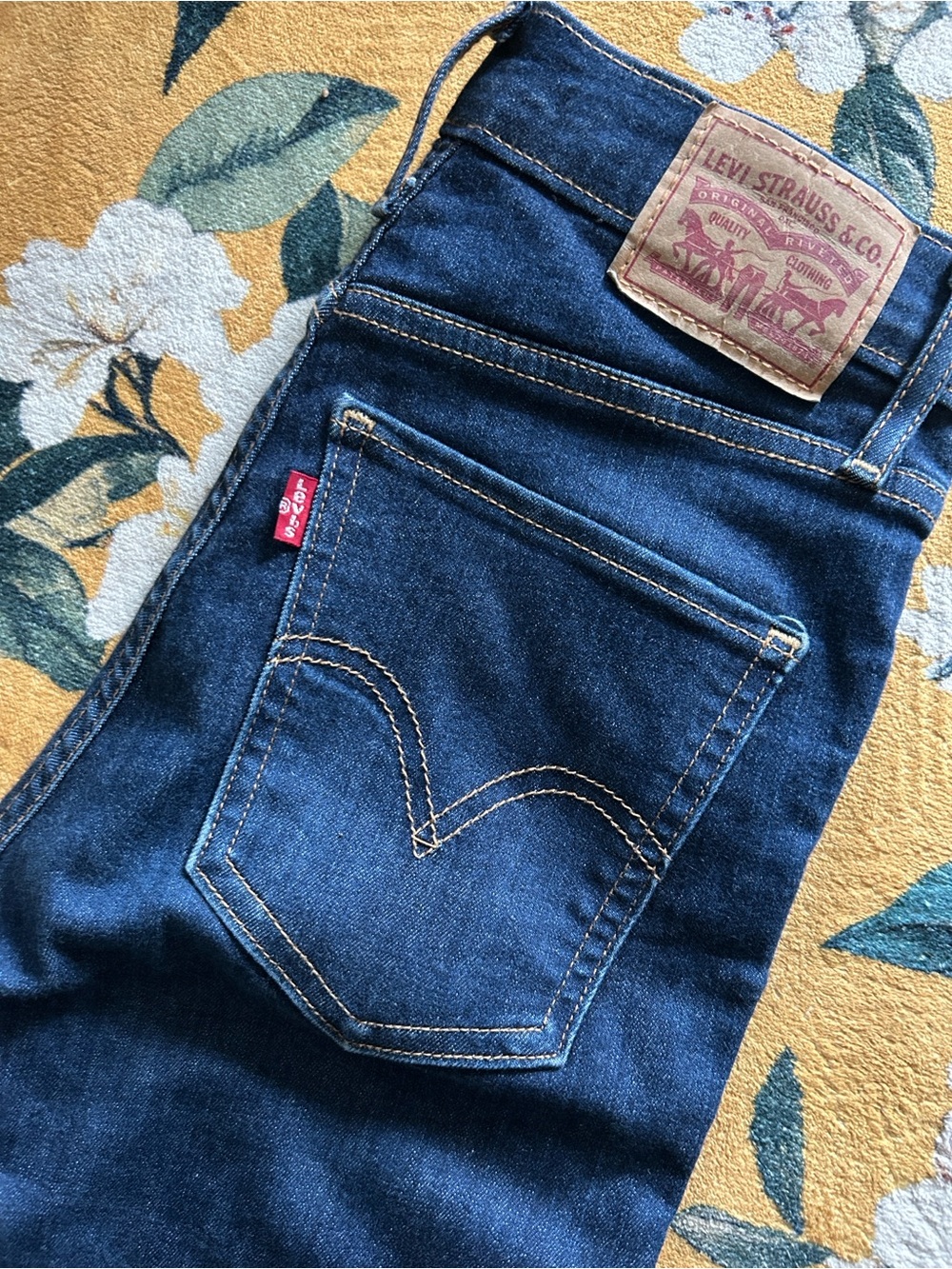 Mile high super skinny Levi's Dark Blue Denim Jeans - Classic Back Pocket